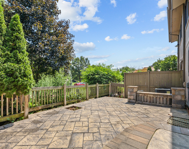 713 Acadia Court - Photo Thumbnail 25