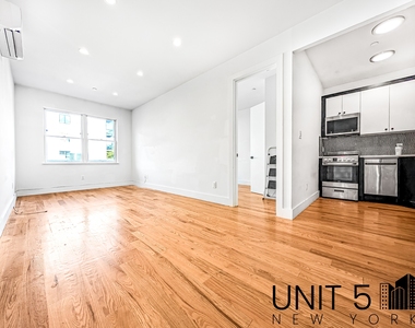 29 Marcus Garvey Boulevard - Photo Thumbnail 1