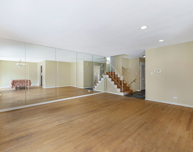 146 Millbrook Lane - Photo Thumbnail 5