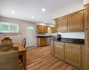 146 Millbrook Lane - Photo Thumbnail 2