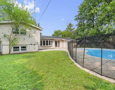 146 Millbrook Lane - Photo Thumbnail 14
