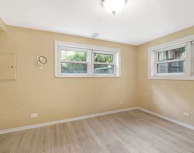 146 Millbrook Lane - Photo Thumbnail 13