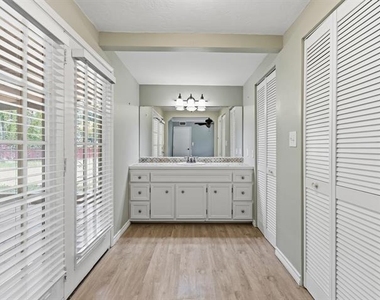 5990 Sallie Street - Photo Thumbnail 15