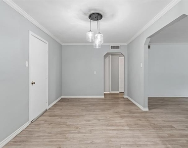 5990 Sallie Street - Photo Thumbnail 9