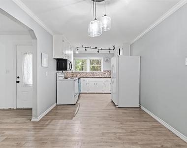 5990 Sallie Street - Photo Thumbnail 7