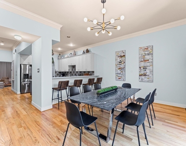 2201 Crocker Street - Photo Thumbnail 14
