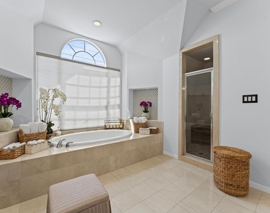 2201 Crocker Street - Photo Thumbnail 23