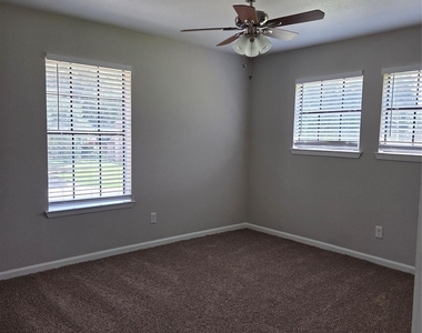 592 River Plantation Drive - Photo Thumbnail 15