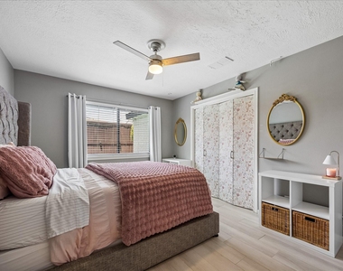 11646 Manor Park Drive - Photo Thumbnail 21