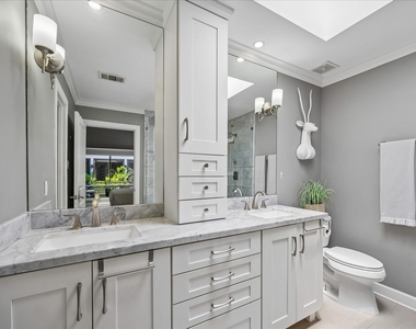 11646 Manor Park Drive - Photo Thumbnail 20