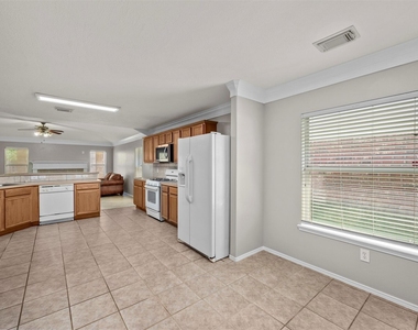 8014 Blackcherry Lane - Photo Thumbnail 7
