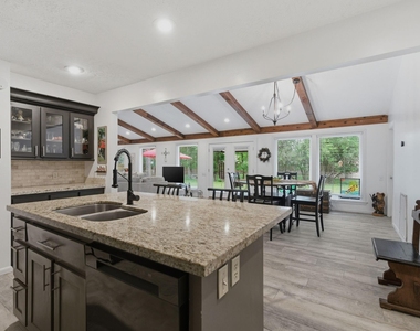 11830 Cranberry Lane - Photo Thumbnail 12