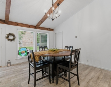 11830 Cranberry Lane - Photo Thumbnail 10