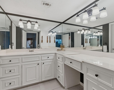 11830 Cranberry Lane - Photo Thumbnail 17