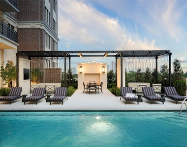 1717 Bissonnet Street - Photo Thumbnail 46