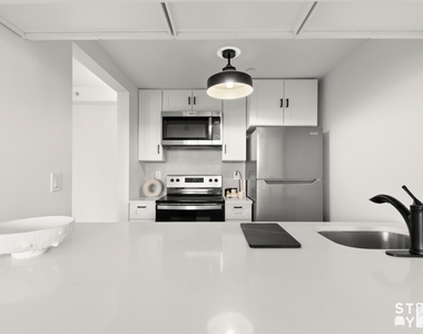 358 Grove Street - Photo Thumbnail 4