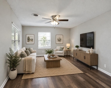 6421 Teluco Street - Photo Thumbnail 2