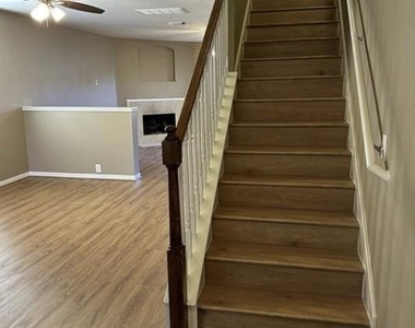 17438 Ivy Stream Drive - Photo Thumbnail 5