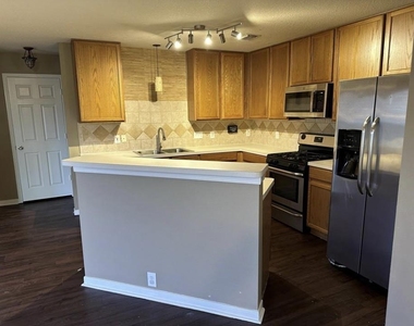 17438 Ivy Stream Drive - Photo Thumbnail 6