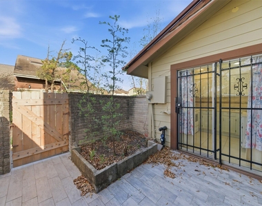 12503 Newbrook Drive - Photo Thumbnail 5