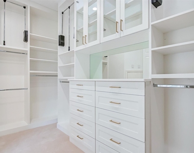 3218 Rosemary Park Lane - Photo Thumbnail 23