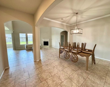 28943 Grand Teton Court - Photo Thumbnail 6