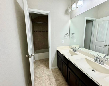 28943 Grand Teton Court - Photo Thumbnail 32