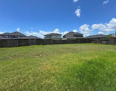 28943 Grand Teton Court - Photo Thumbnail 37