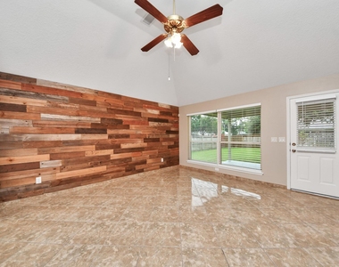 3003 Silver Spur Drive - Photo Thumbnail 9