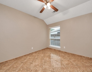 3003 Silver Spur Drive - Photo Thumbnail 36