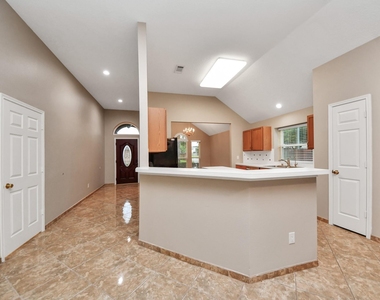 3003 Silver Spur Drive - Photo Thumbnail 13