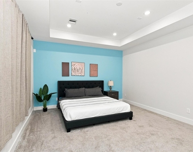 835 Dorchester Street - Photo Thumbnail 10
