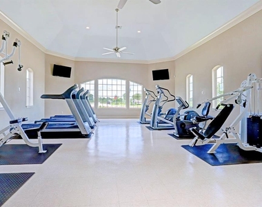 6034 Prince Place Drive - Photo Thumbnail 30