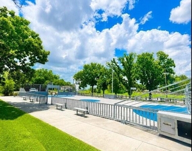 6018 Collingsworth Street - Photo Thumbnail 19