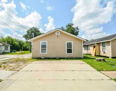 6018 Collingsworth Street - Photo Thumbnail 15