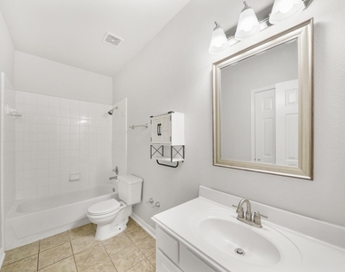2714 Crestbrook Court - Photo Thumbnail 17