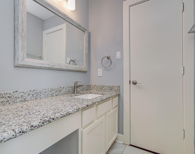 19407 Wann Park Drive - Photo Thumbnail 4