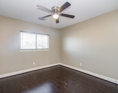 19407 Wann Park Drive - Photo Thumbnail 5