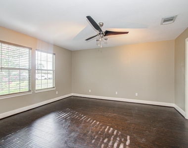 19407 Wann Park Drive - Photo Thumbnail 15