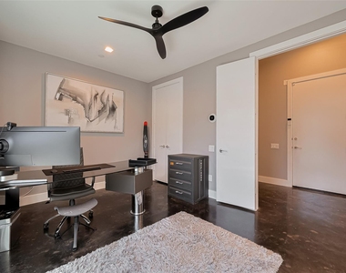 5919 E Post Oak Lane - Photo Thumbnail 6