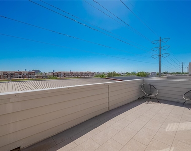 5919 E Post Oak Lane - Photo Thumbnail 33