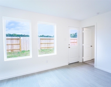 5610 Shelford Birch Drive - Photo Thumbnail 10