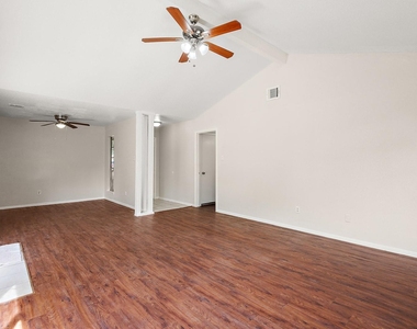 22307 Red River Drive - Photo Thumbnail 3