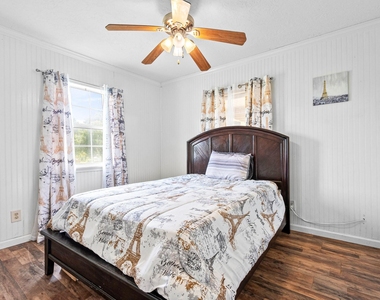 20 Clearview Street - Photo Thumbnail 19