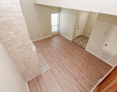 11280 Braes Forest Drive - Photo Thumbnail 14