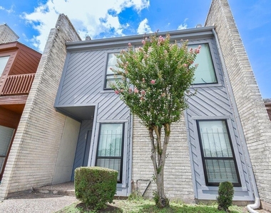 11280 Braes Forest Drive - Photo Thumbnail 6