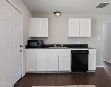7217 Parker Road - Photo Thumbnail 3