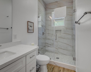 2309 67th Street - Photo Thumbnail 30