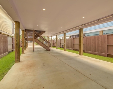 2309 67th Street - Photo Thumbnail 36