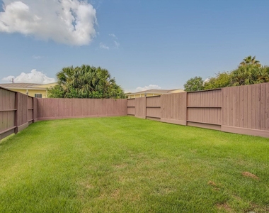 2309 67th Street - Photo Thumbnail 39